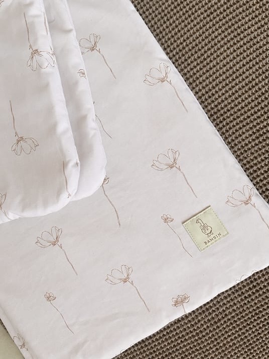 komplet pościeli z wypełnieniem dla niemowląt flora